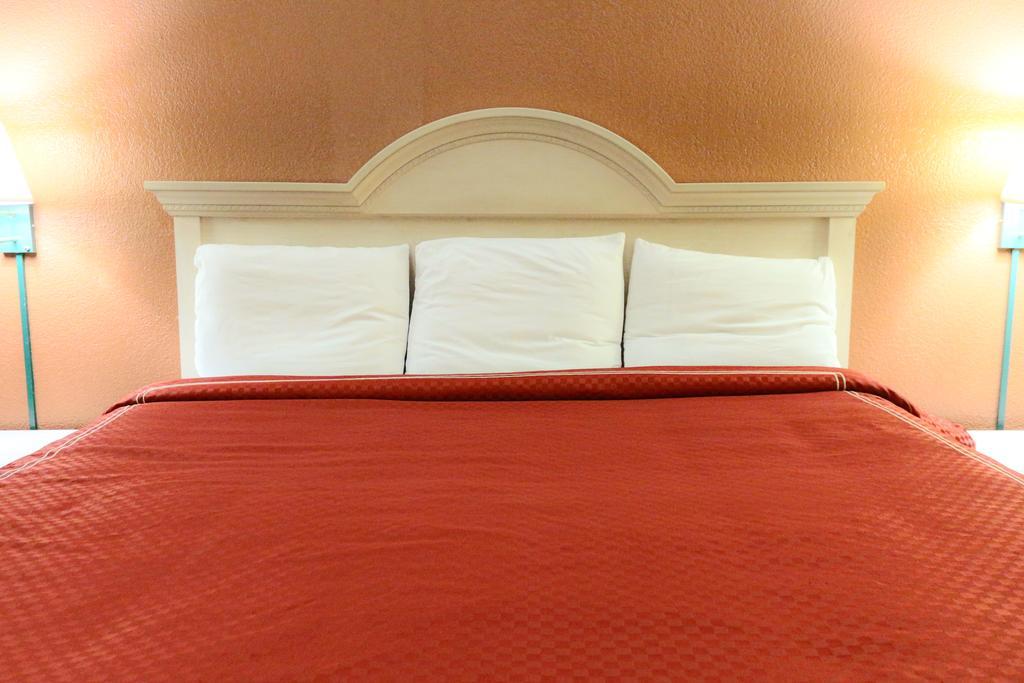 Americas Best Value Inn And Suites Houston Fm 1960 Zewnętrze zdjęcie