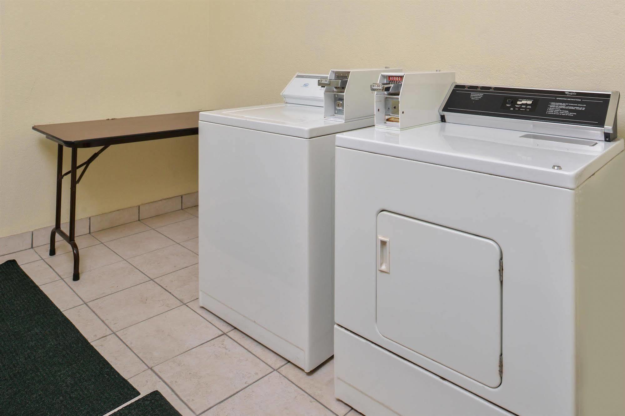 Americas Best Value Inn And Suites Houston Fm 1960 Zewnętrze zdjęcie